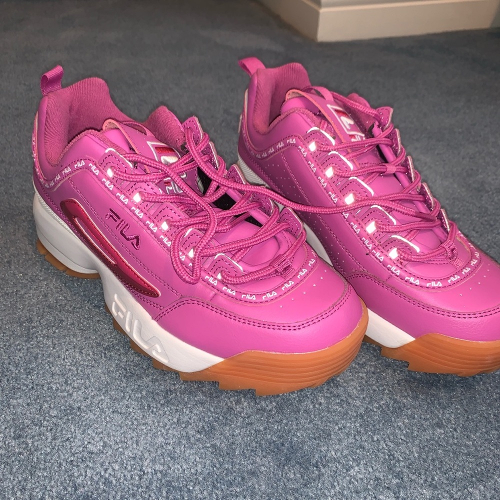 Brand new fila sneakers